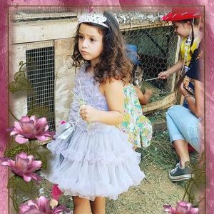 Meet your Posher, Nara